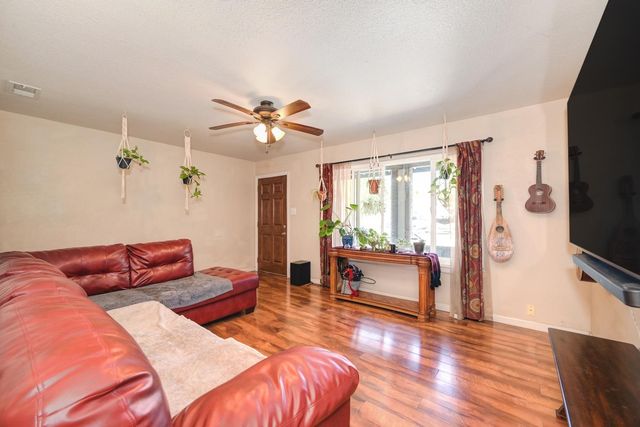 2660 23rd Ave, Sacramento, CA 95820
