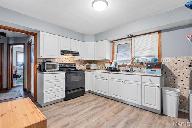 9107 Harold Drive, Berkeley, MO 63134