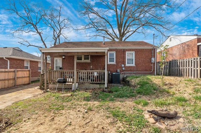 9107 Harold Drive, Berkeley, MO 63134