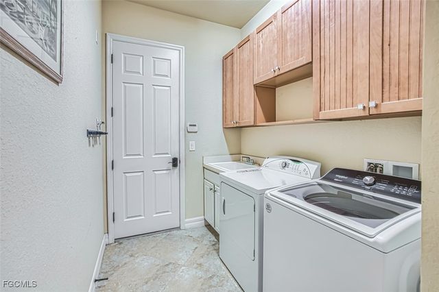 11006 Longwing DR, Fort Myers, FL 33912