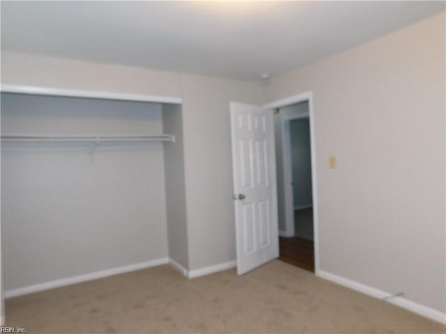 500 Mooney RD, Chesapeake, VA 23325