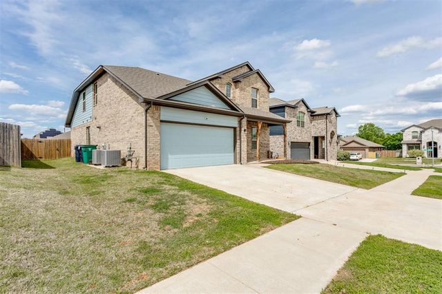11205 NW 95th Terrace, Yukon, OK 73099