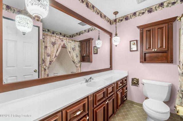 7410 Ridan Way, Louisville, KY 40214