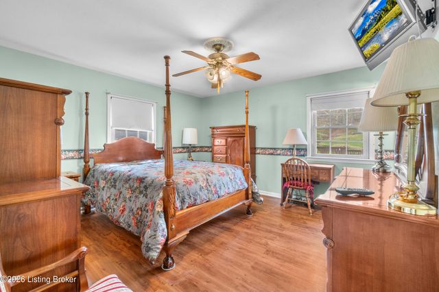 7410 Ridan Way, Louisville, KY 40214