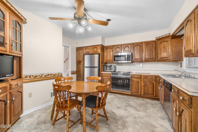 7410 Ridan Way, Louisville, KY 40214