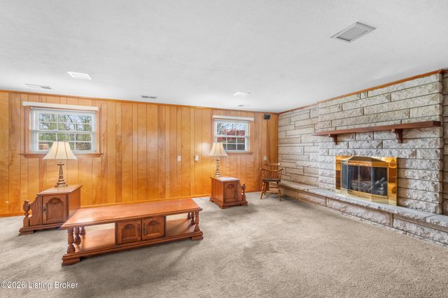 7410 Ridan Way, Louisville, KY 40214