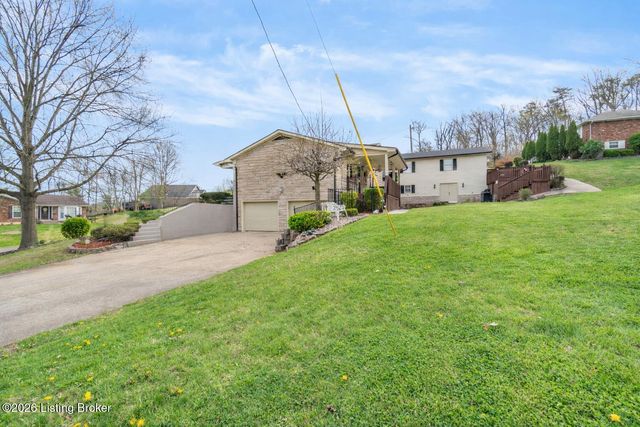 7410 Ridan Way, Louisville, KY 40214