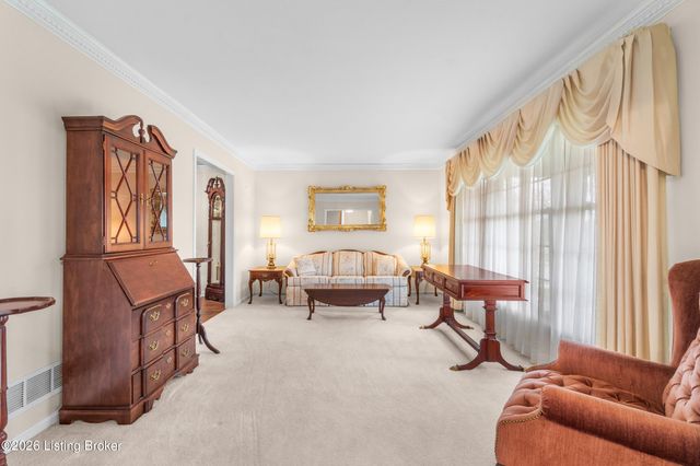 7410 Ridan Way, Louisville, KY 40214