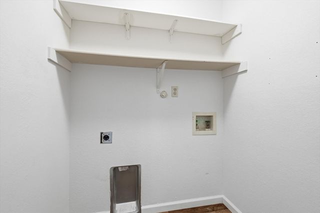 4148 Gardner Drive, The Colony, TX 75056