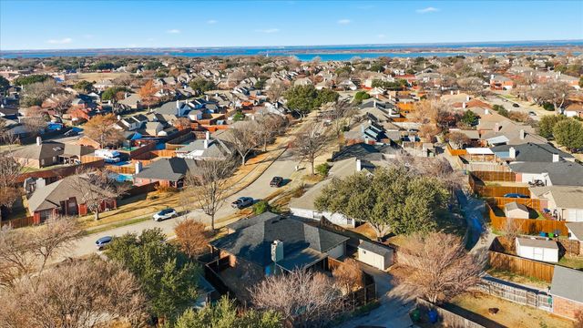 4148 Gardner Drive, The Colony, TX 75056