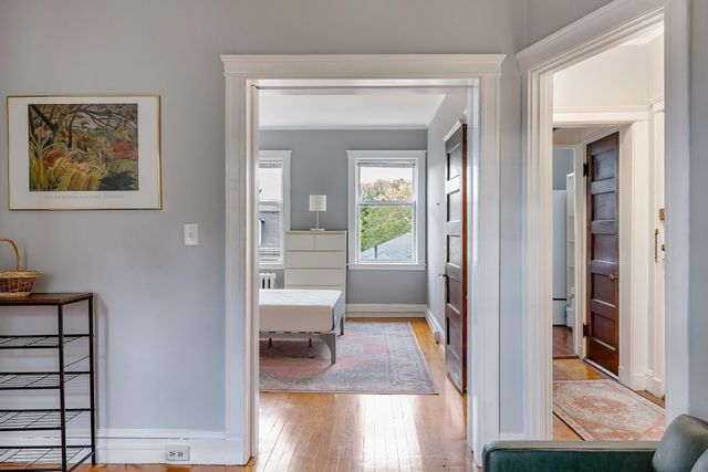 10 Dana St 309, Cambridge, MA 02138