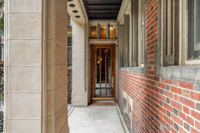 10 Dana St 309, Cambridge, MA 02138