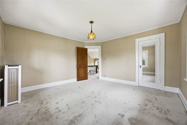 545 Knollwood Drive SE, Cedar Rapids, IA 52403