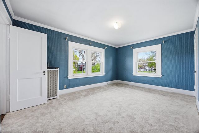 545 Knollwood Drive SE, Cedar Rapids, IA 52403