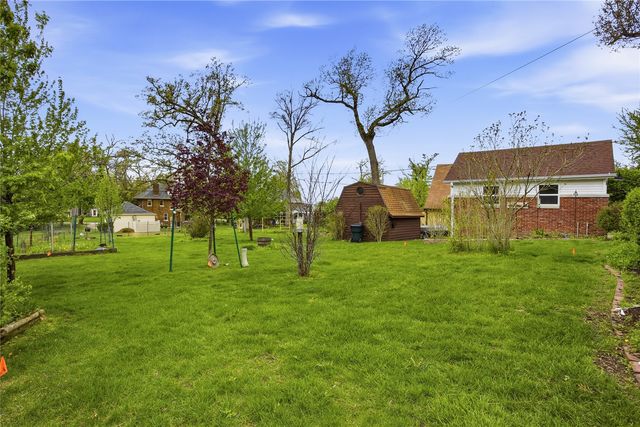 545 Knollwood Drive SE, Cedar Rapids, IA 52403
