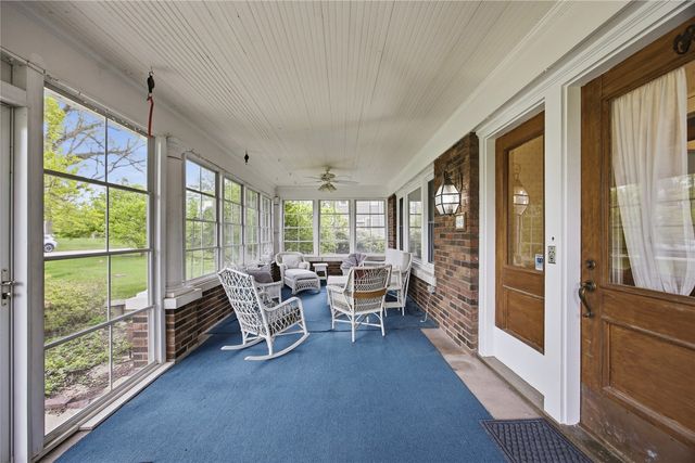 545 Knollwood Drive SE, Cedar Rapids, IA 52403