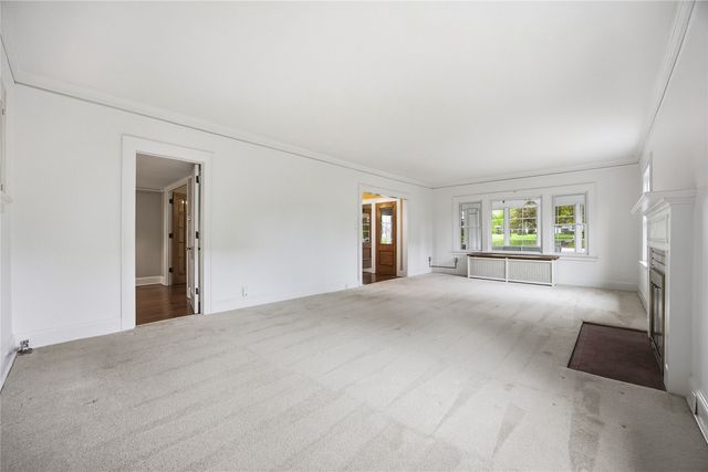 545 Knollwood Drive SE, Cedar Rapids, IA 52403