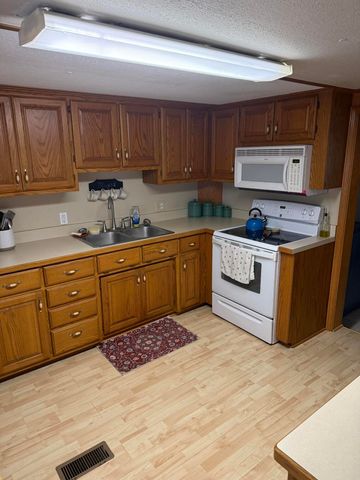 800 Compton Ridge Road, Branson, MO 65616