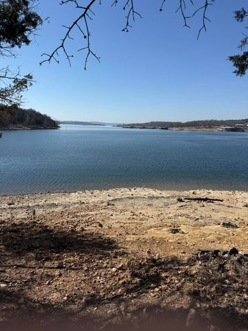 800 Compton Ridge Road, Branson, MO 65616