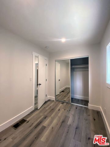 5528 Franklin Avenue, Los Angeles, CA 90027