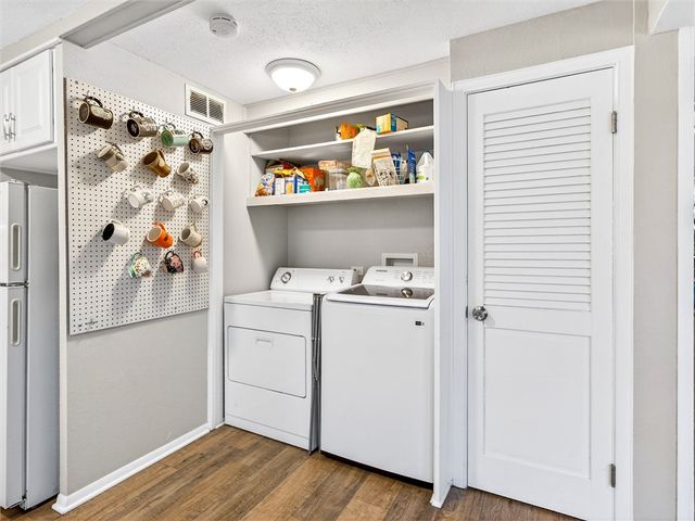 22 Mac Arthur Road, Greece, NY 14615