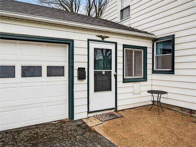 22 Mac Arthur Road, Greece, NY 14615