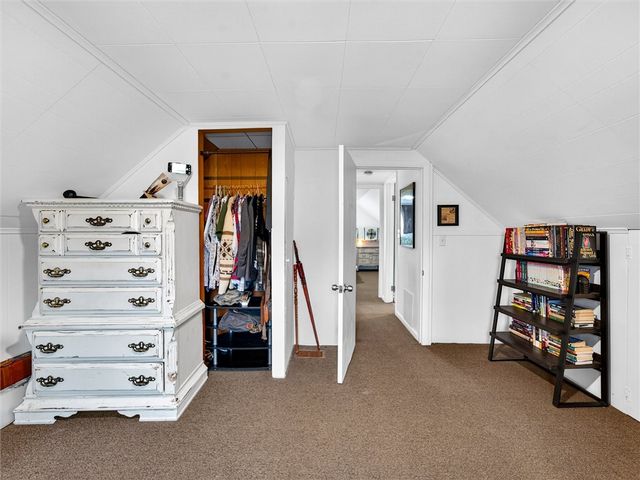 22 Mac Arthur Road, Greece, NY 14615