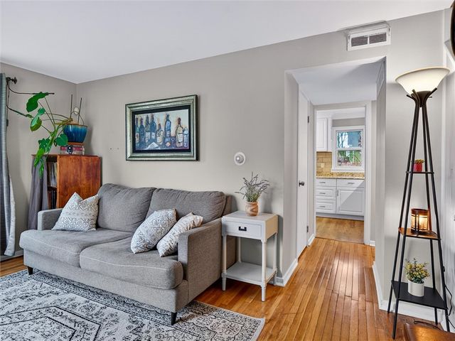 22 Mac Arthur Road, Greece, NY 14615