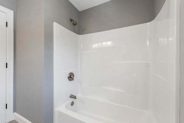 99 Hardy Road, Bedford, NH 03110