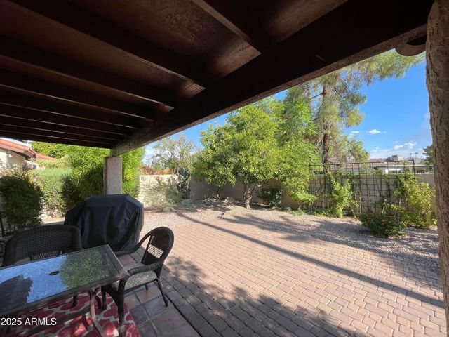 5521 E Paradise Drive, Scottsdale, AZ 85254