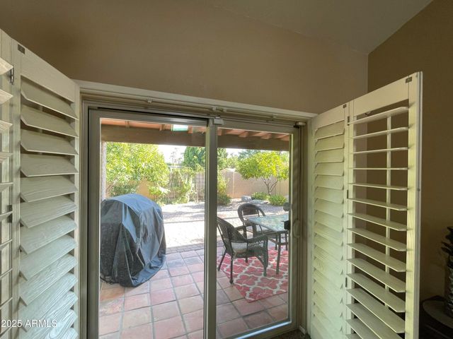 5521 E Paradise Drive, Scottsdale, AZ 85254