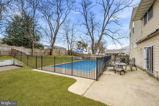 313 OGDEN STATION RD, Wenonah, NJ 08090