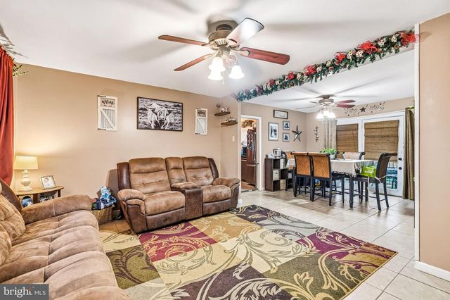 313 OGDEN STATION RD, Wenonah, NJ 08090