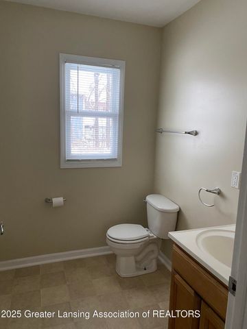 205 Hill Street, Lansing, MI 48912