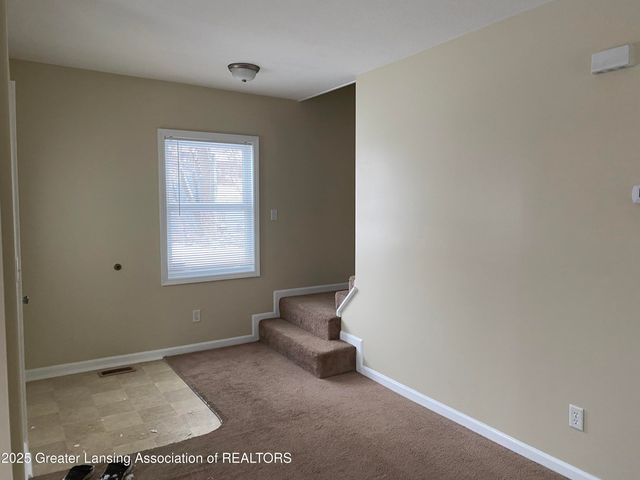 205 Hill Street, Lansing, MI 48912