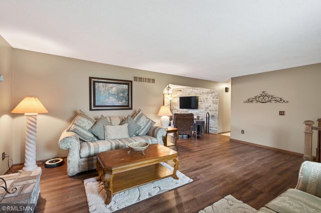 6323 Red Maple Lane, Lino Lakes, MN 55014