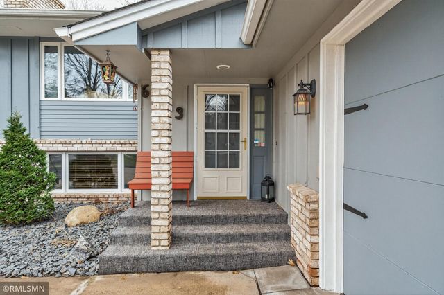 6323 Red Maple Lane, Lino Lakes, MN 55014