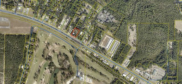 17 Nowling Drive, Defuniak Springs, FL 32433