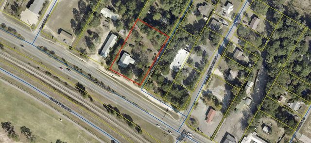 17 Nowling Drive, Defuniak Springs, FL 32433