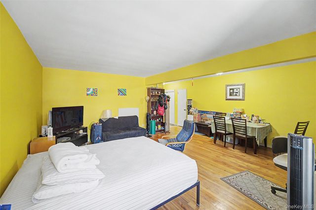 226-26 Union Turnpike 5J, Oakland Gardens, NY 11364