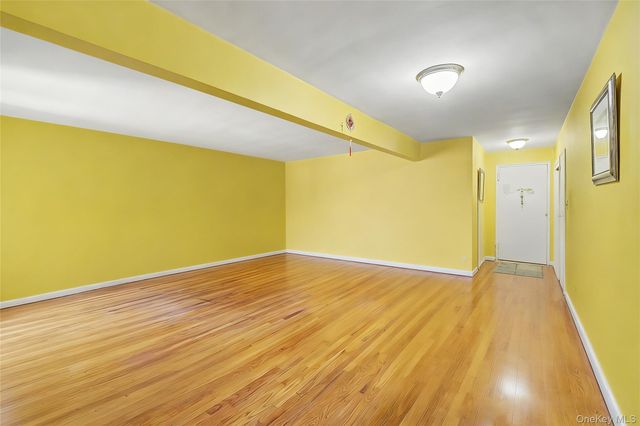 226-26 Union Turnpike 5J, Oakland Gardens, NY 11364