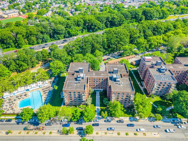 226-26 Union Turnpike 5J, Oakland Gardens, NY 11364