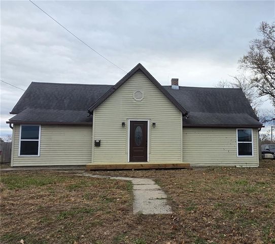 2309 Washington Street, Lexington, MO 64067