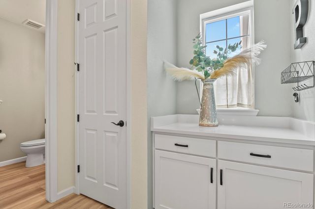 208 S Waterloo Street, Aurora, CO 80018