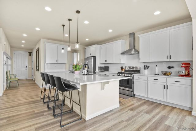 208 S Waterloo Street, Aurora, CO 80018