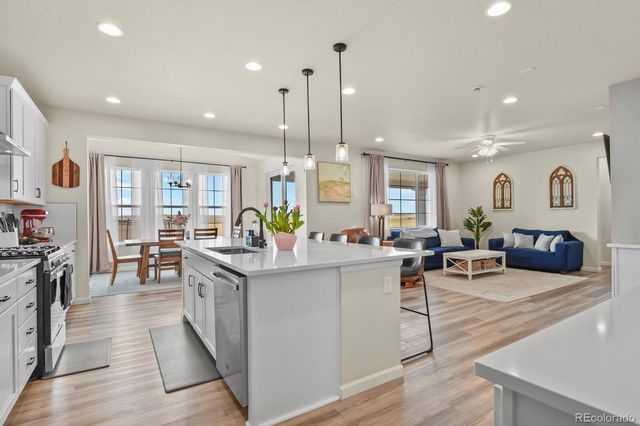 208 S Waterloo Street, Aurora, CO 80018