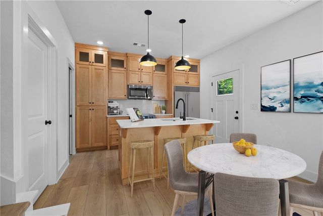 576 S Willow Avenue 2, Fayetteville, AR 72701