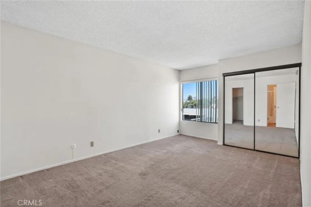 18645 Hatteras St 234, Tarzana, CA 91356