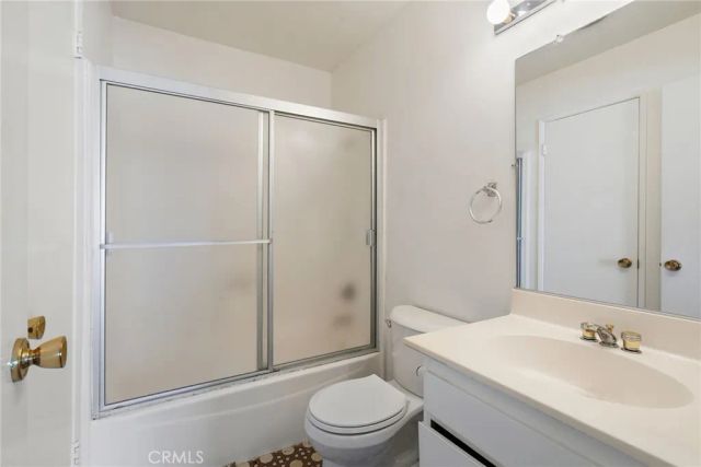 18645 Hatteras St 234, Tarzana, CA 91356