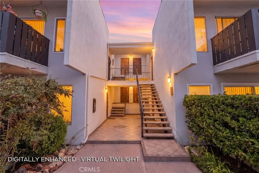 18645 Hatteras St 234, Tarzana, CA 91356